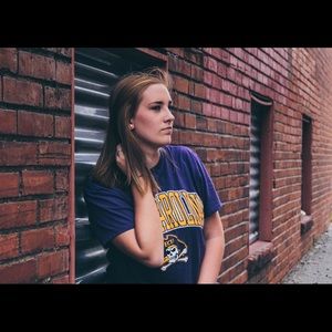 Meet your Posher, Claire